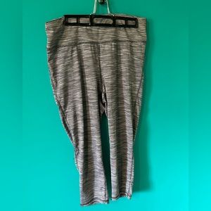 NWOT Athletic works cropped leggings XL NWOT